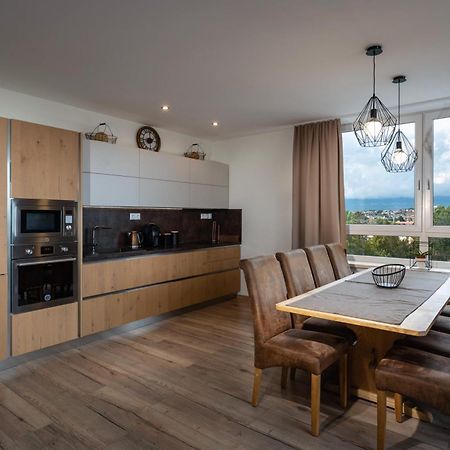 A-Partman Sk - Main Square - Private Parking - Mountain View - Top Floor - 82 M2 Poprad Esterno foto